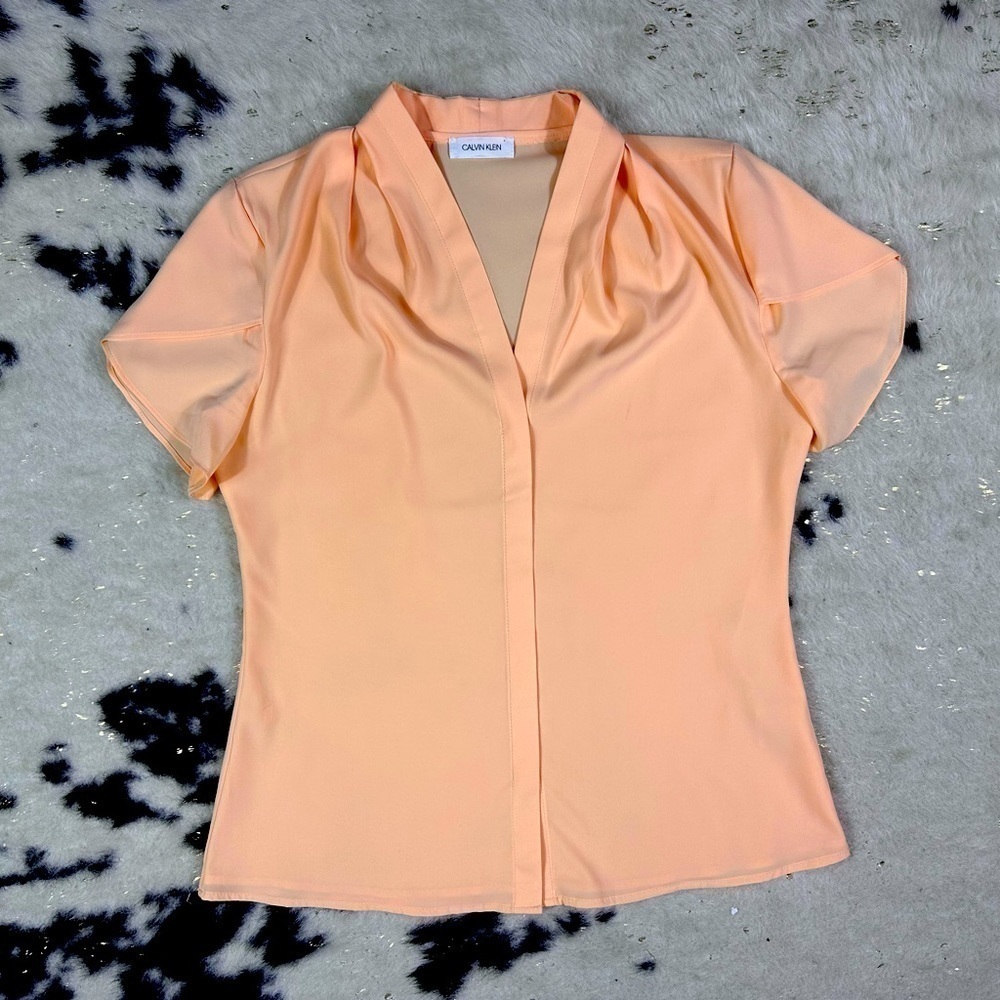 Calvin Klein Women’s Peach Y2K Chiffon V Neck Blouse Size Medium